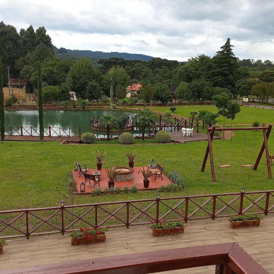 Palast Haus Pousada Gramado Eksteriør billede