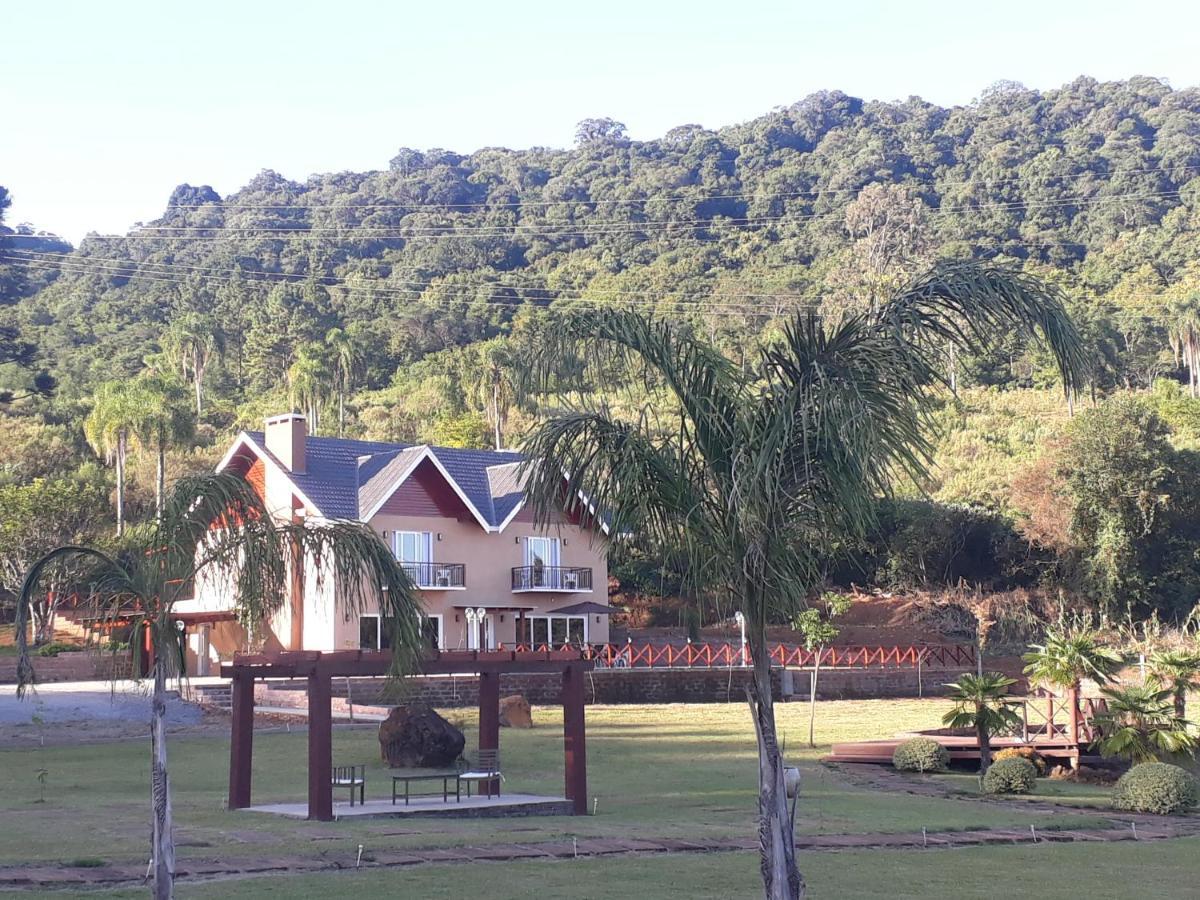 Palast Haus Pousada Gramado Eksteriør billede